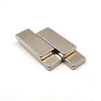 ব্লক ফেরাইট চুম্বক